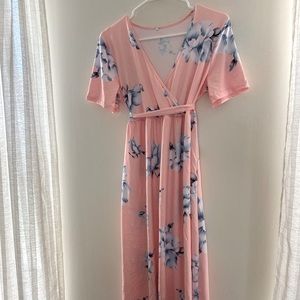 Brand new Short sleeve high low maternity dress.